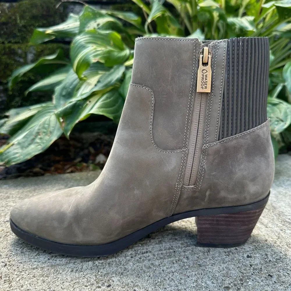 Vionic Womens Size 7M Green Shantelle Ankle Boots Waterproof Nubuck Leather - Picture 2 of 9